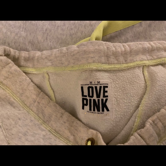 Pink pants - Picture 2 of 2